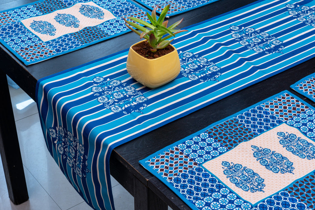Table runner and mats