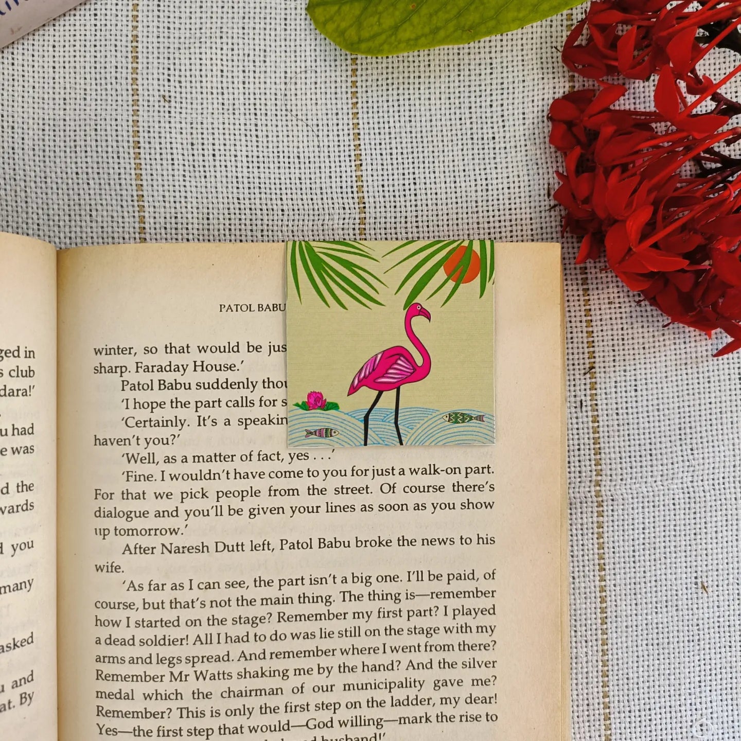 Flamingo Habitat themed magnetic bookmarks (Set of 2)