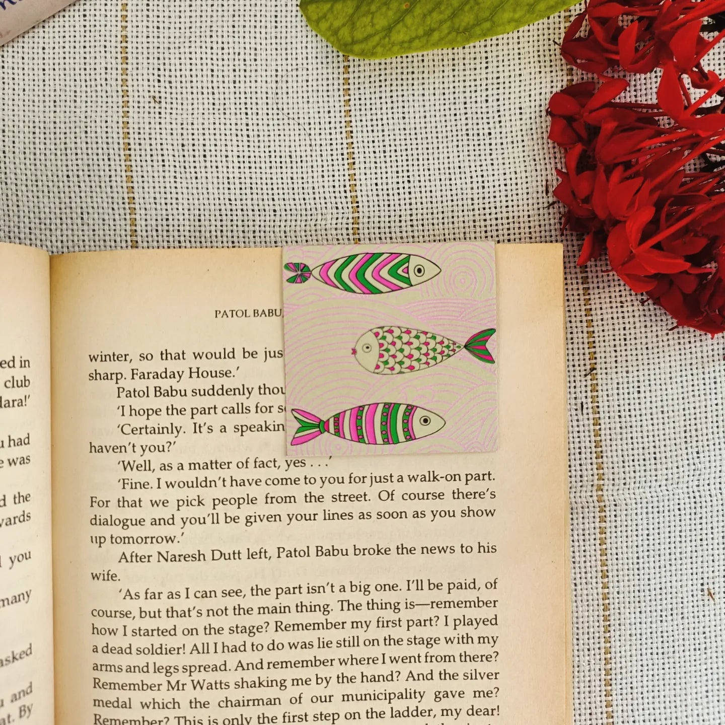 Flamingo Habitat themed magnetic bookmarks (Set of 2)