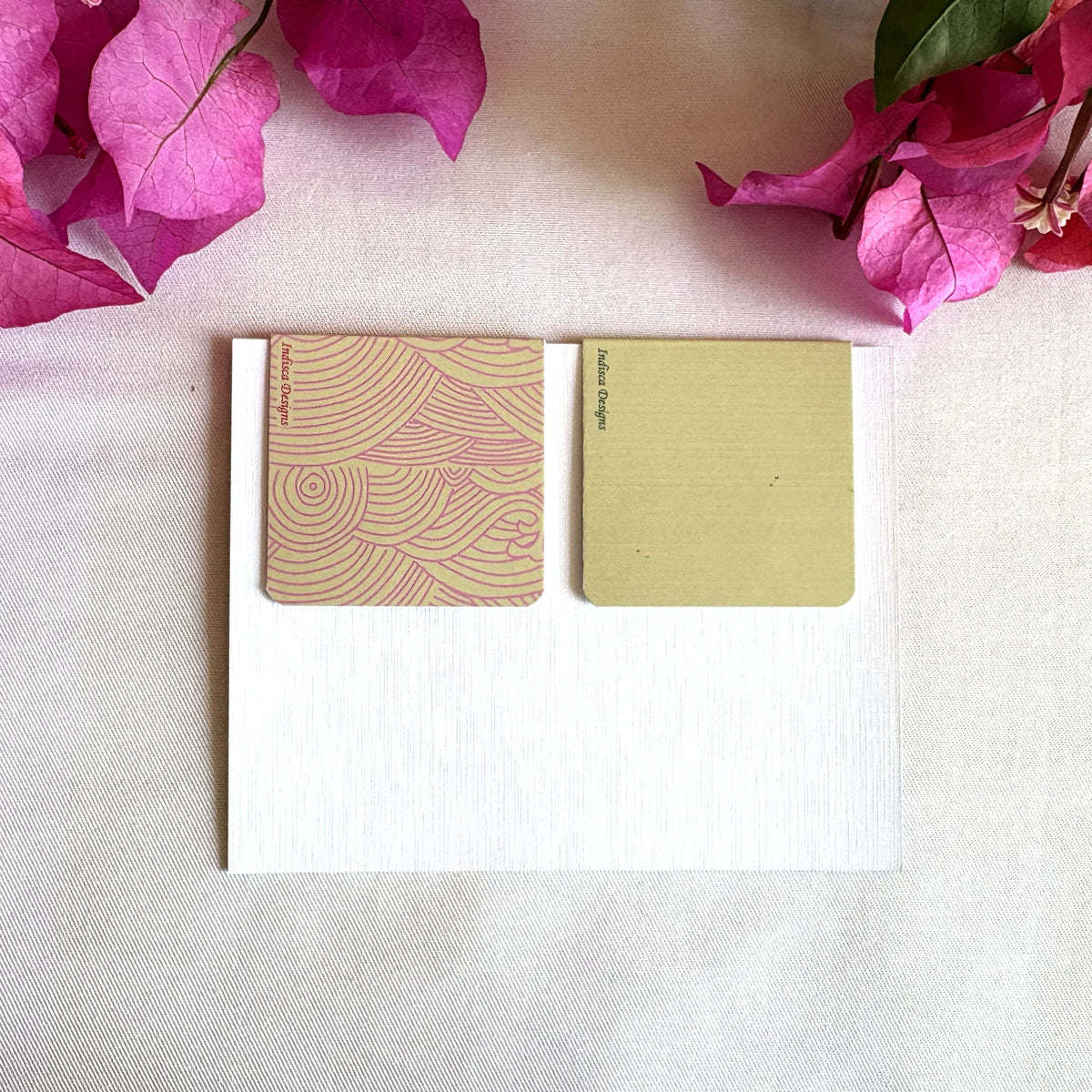 Flamingo Habitat themed magnetic bookmarks (Set of 2)